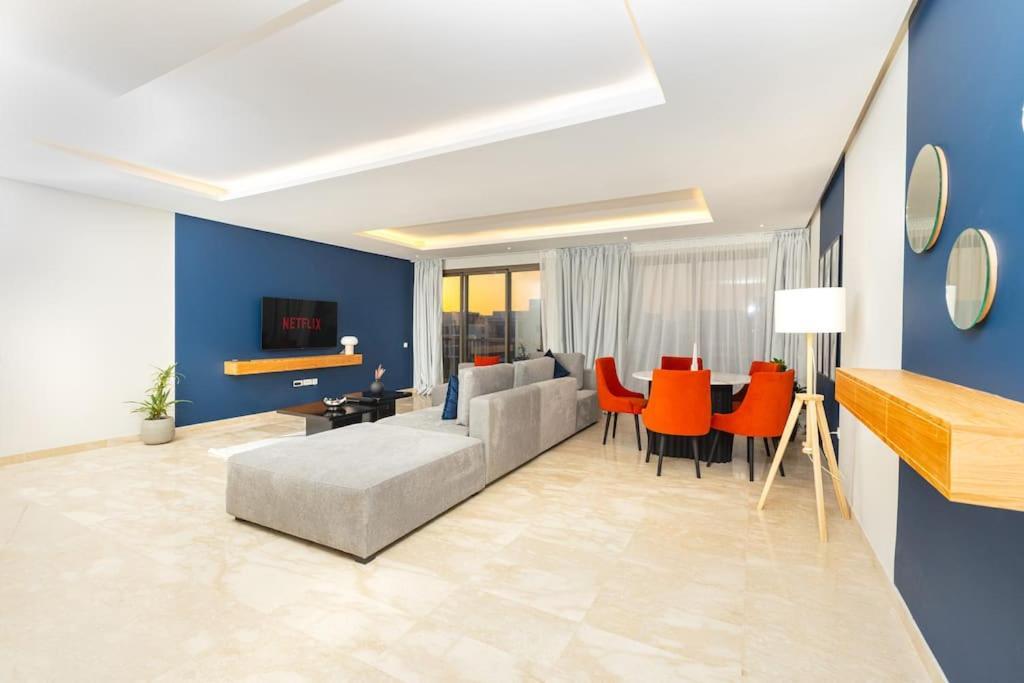 Апартаменты Modern 2Br Retreat In Marina Sale Luxury Living Hajja Экстерьер фото